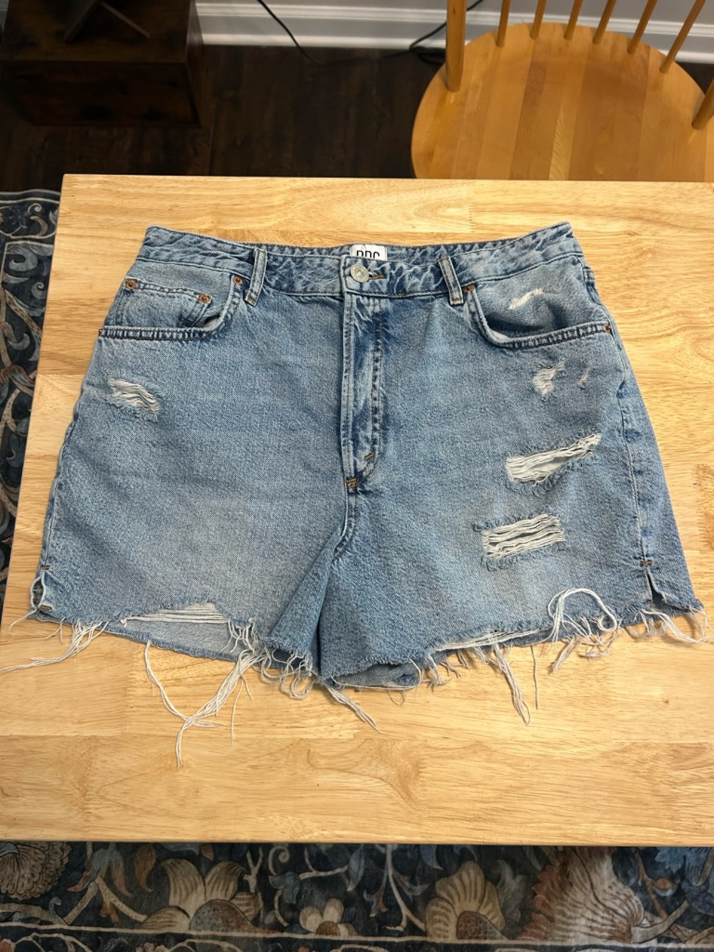 BDG Surf High-Waisted Denim Short - Light Wash